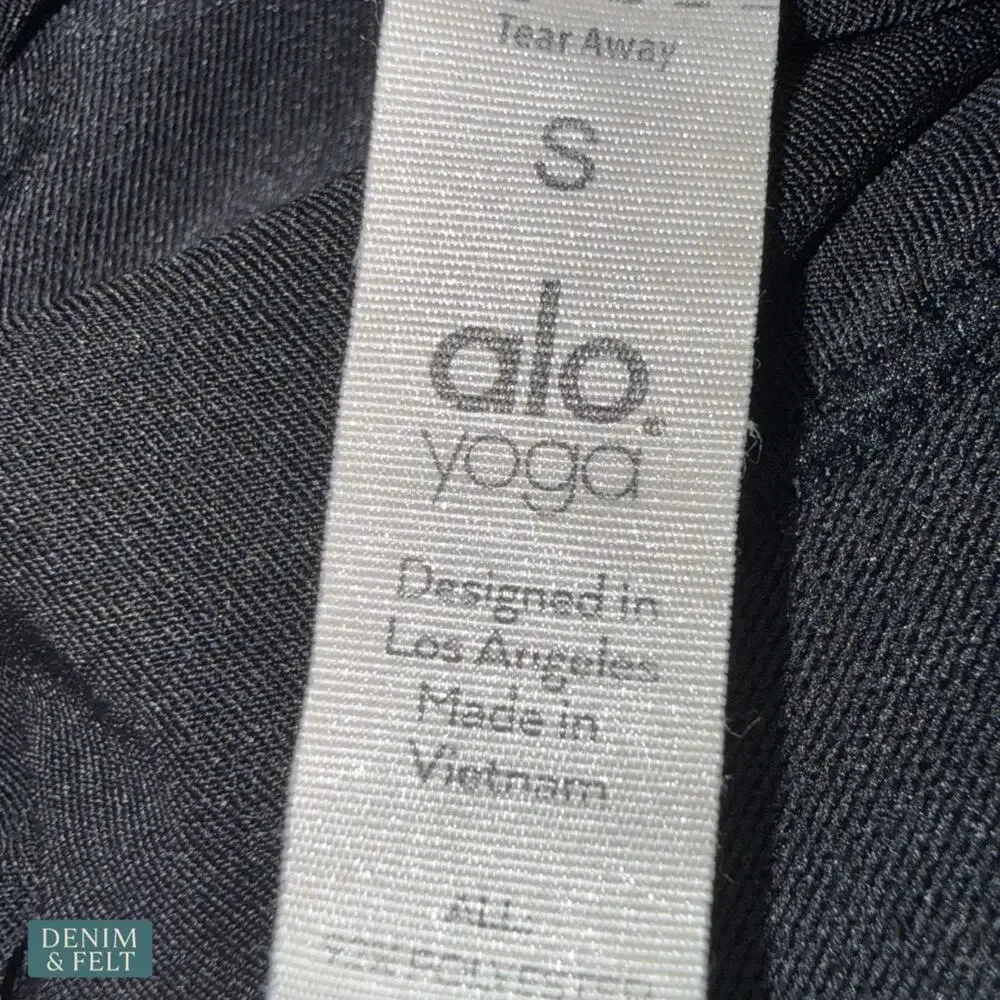 Alo Yoga Varsity Tennis Skirt Small Black Pleated Athletic Preppy Sporty Active
